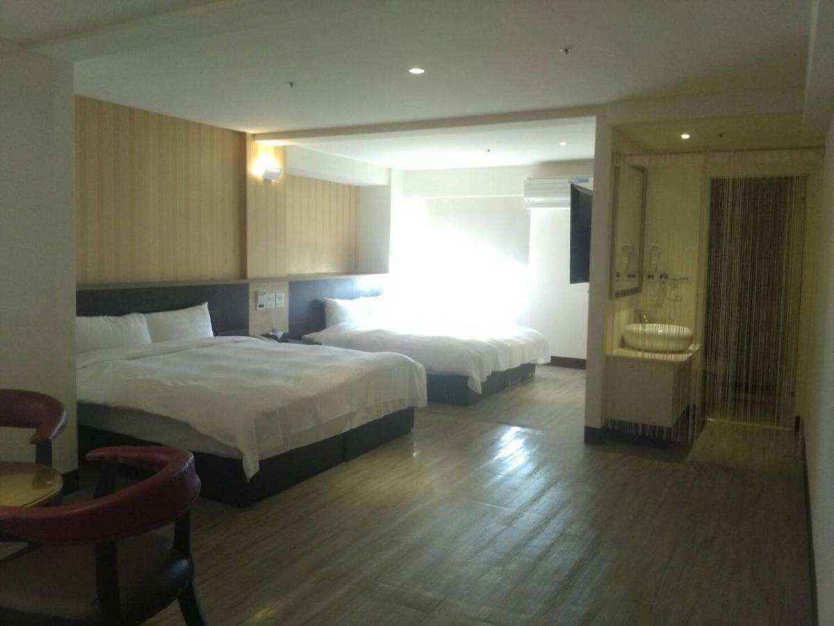 Dengfeng Milan Business Hotel Huwei Екстер'єр фото