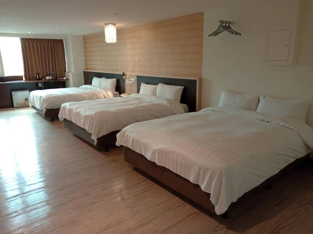 Dengfeng Milan Business Hotel Huwei Екстер'єр фото