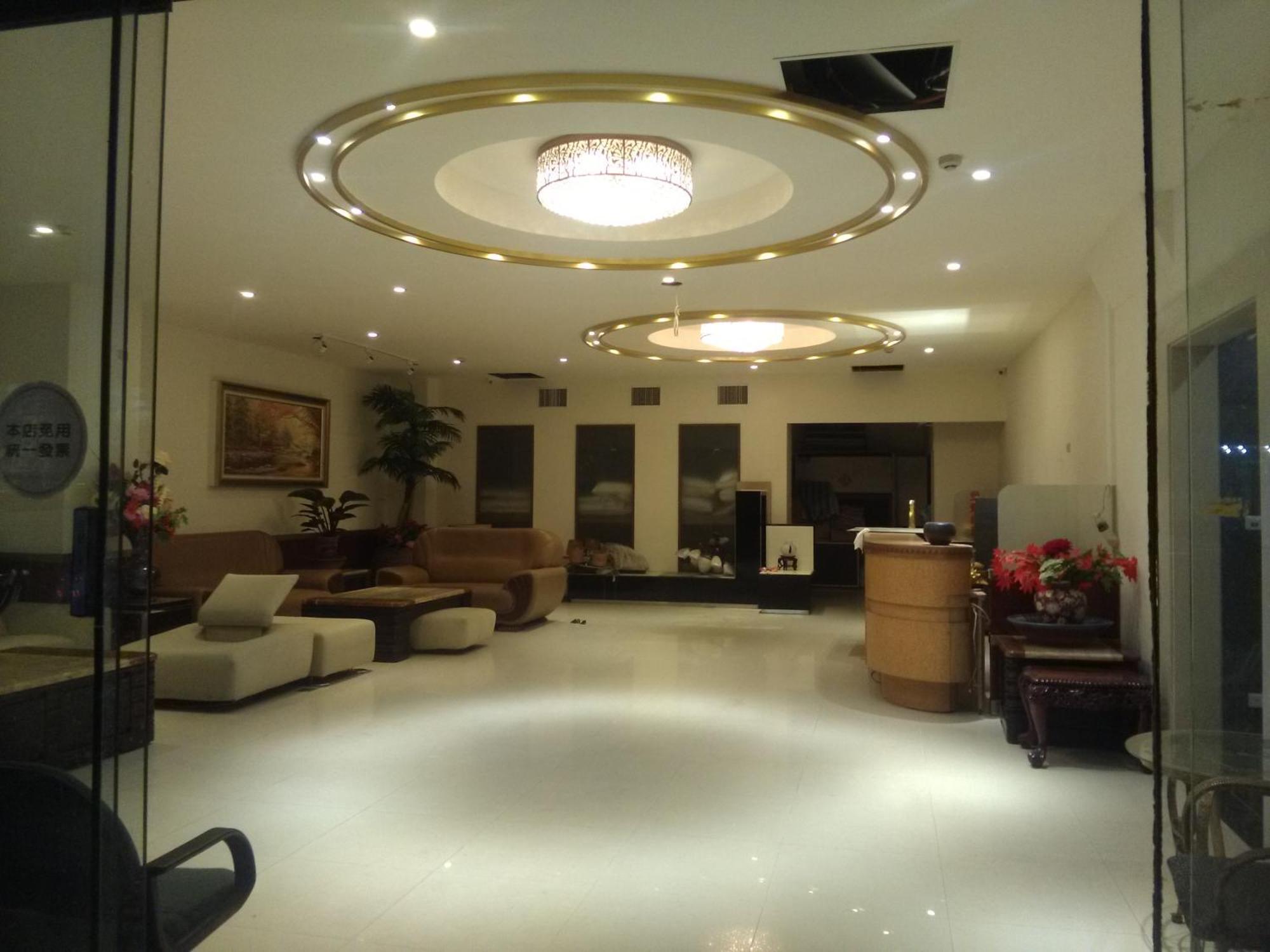Dengfeng Milan Business Hotel Huwei Екстер'єр фото